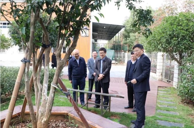 省供銷合作總社黨組書記、理事會主任劉湘凌調(diào)研我司